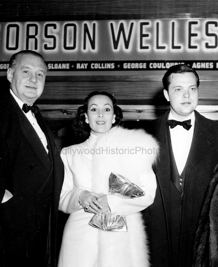 Orson Welles 1941 Herman Mankiewicz Dolores Del Rio wm.jpg